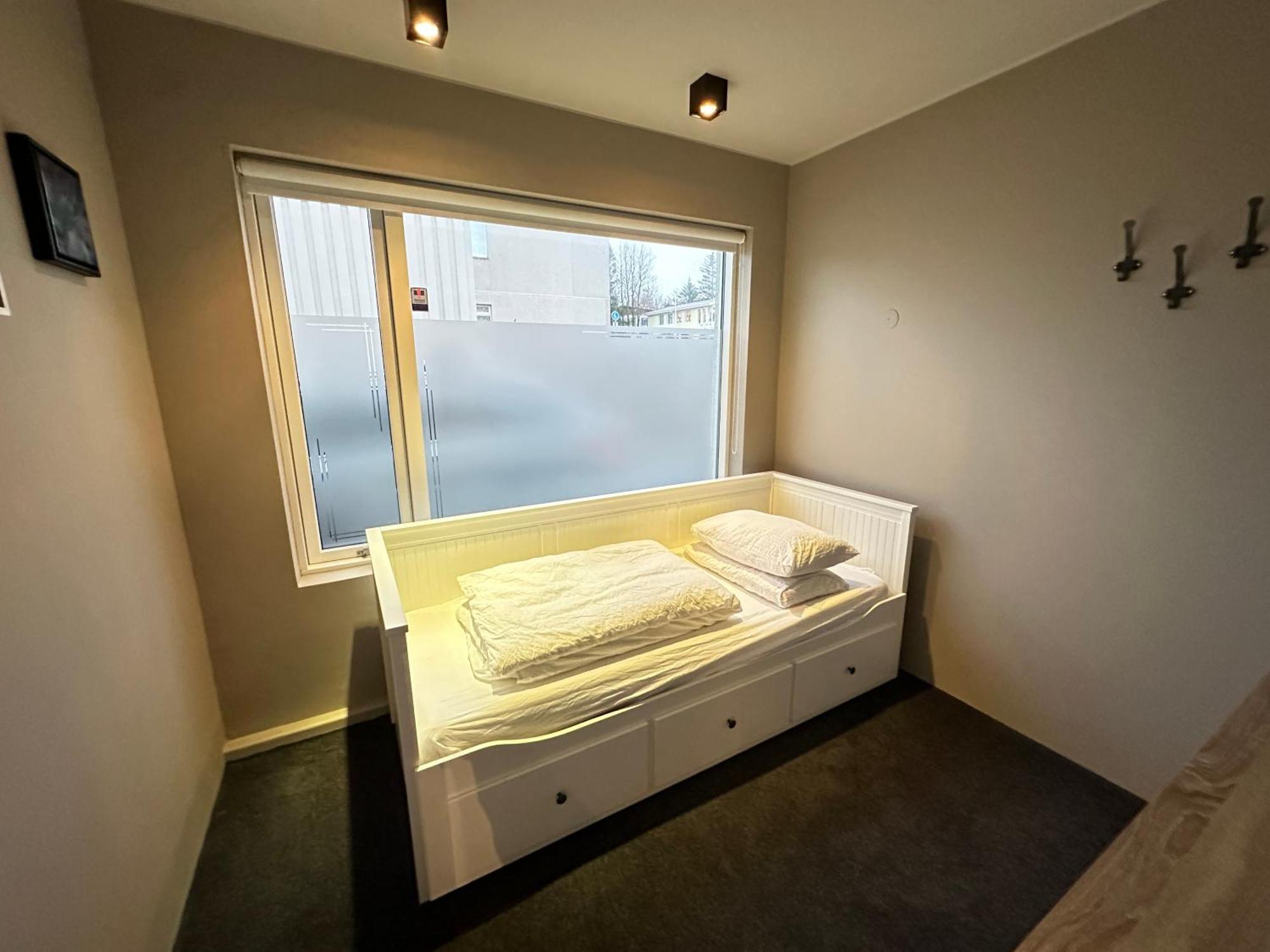 Spacious And Family Friendly Apartment In Kopavogur レイキャヴィーク エクステリア 写真